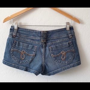GUESS Medium wash shorts 27